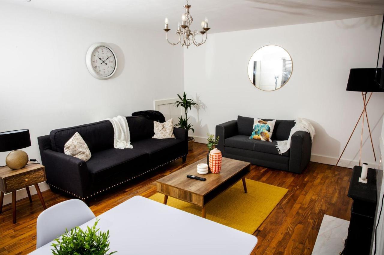Tower Square House Villa Alloa Bagian luar foto
