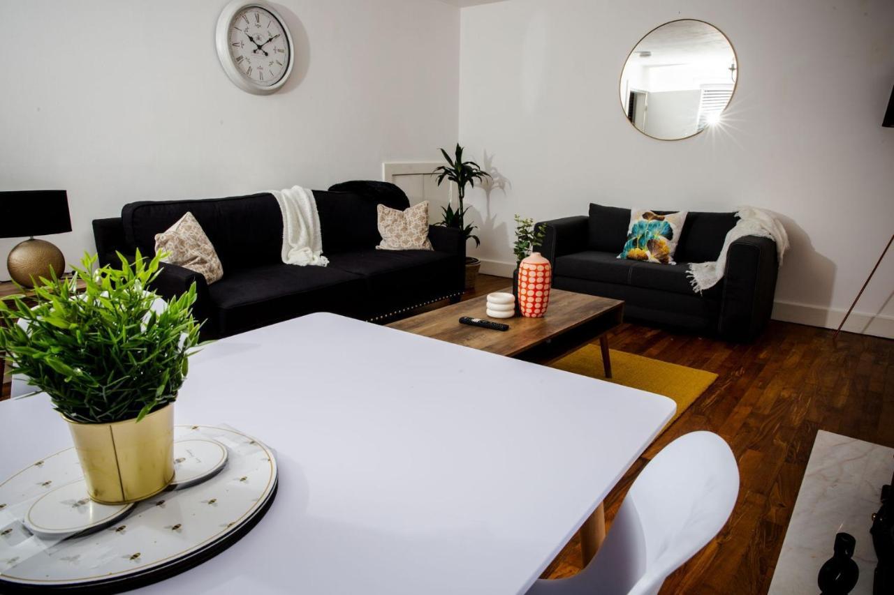 Tower Square House Villa Alloa Bagian luar foto