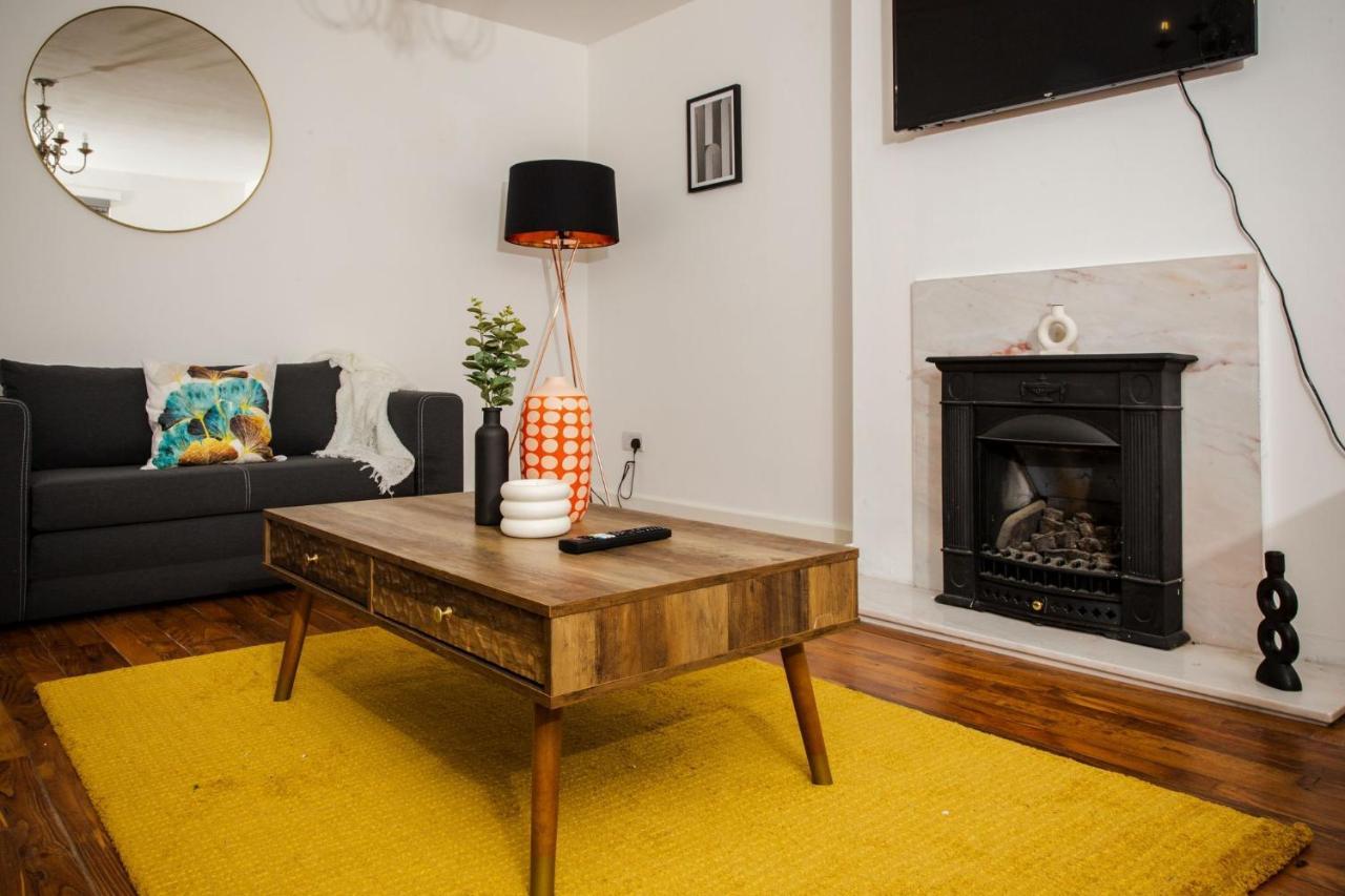 Tower Square House Villa Alloa Bagian luar foto