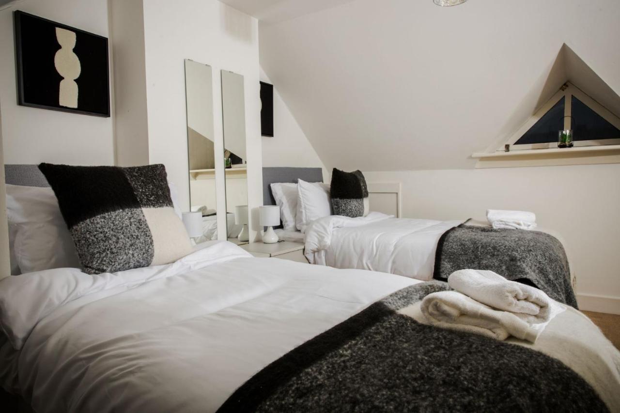 Tower Square House Villa Alloa Bagian luar foto